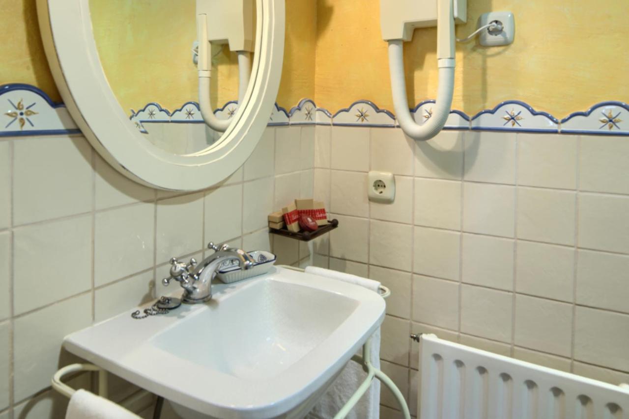 Hotel Rural El Almadiero Burgui Ngoại thất bức ảnh