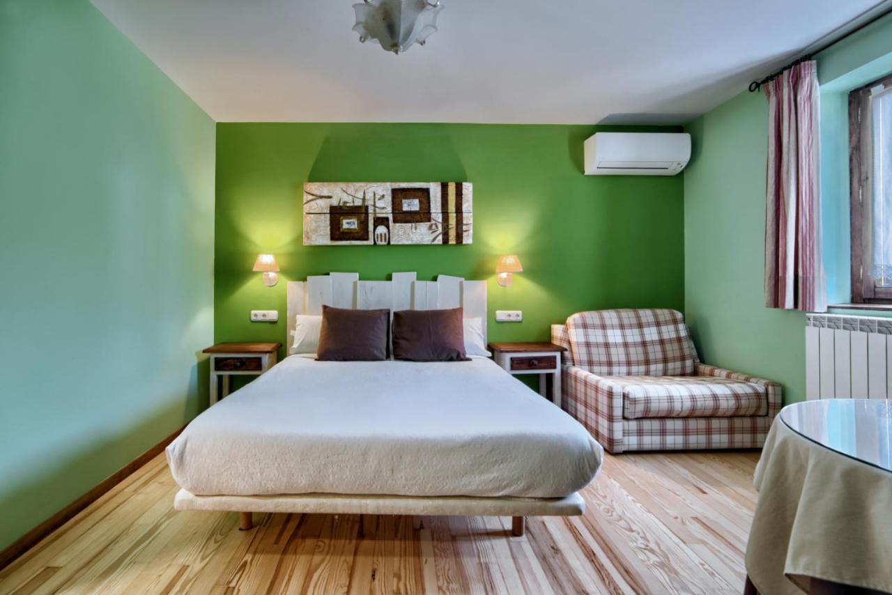 Hotel Rural El Almadiero Burgui Ngoại thất bức ảnh