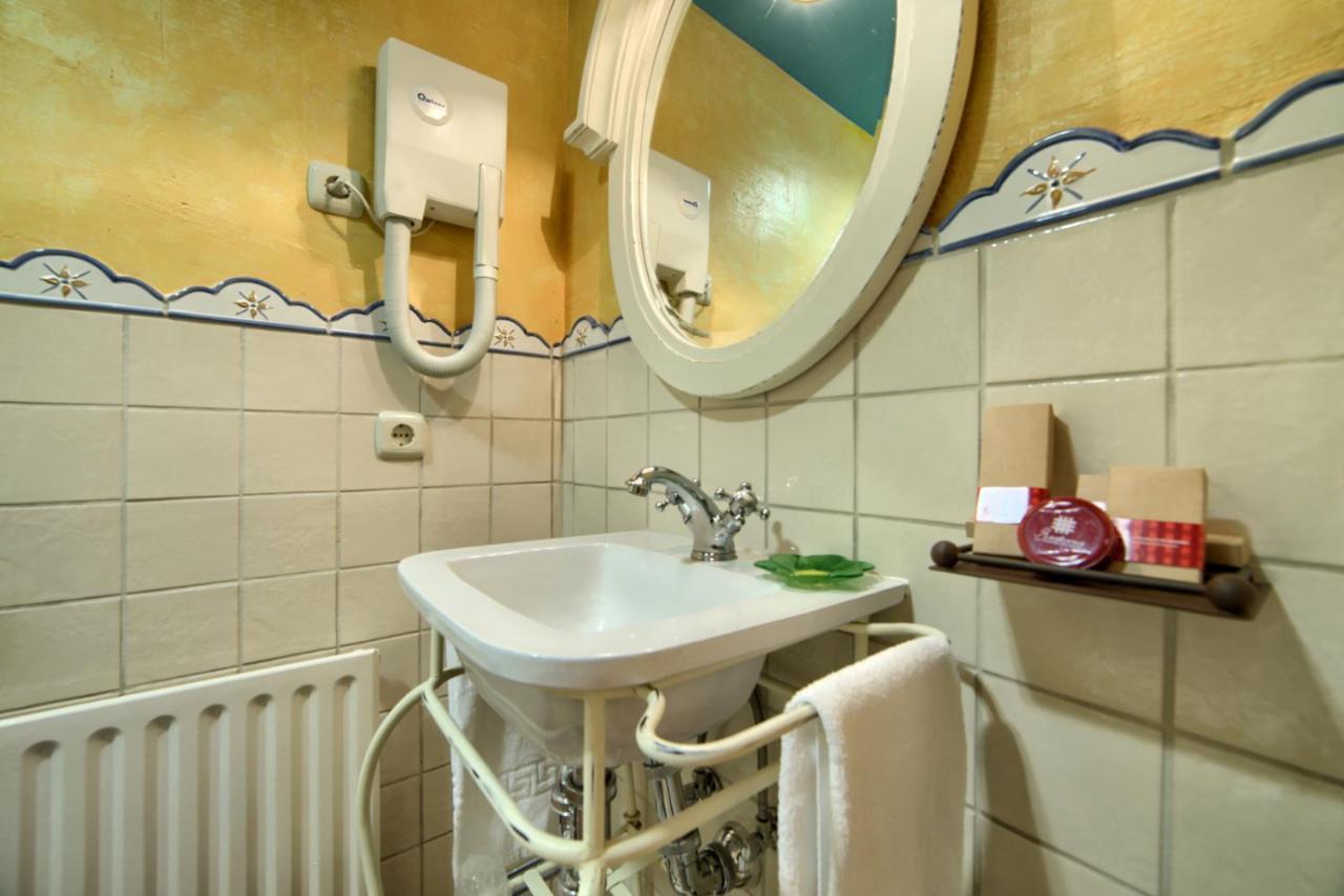 Hotel Rural El Almadiero Burgui Ngoại thất bức ảnh