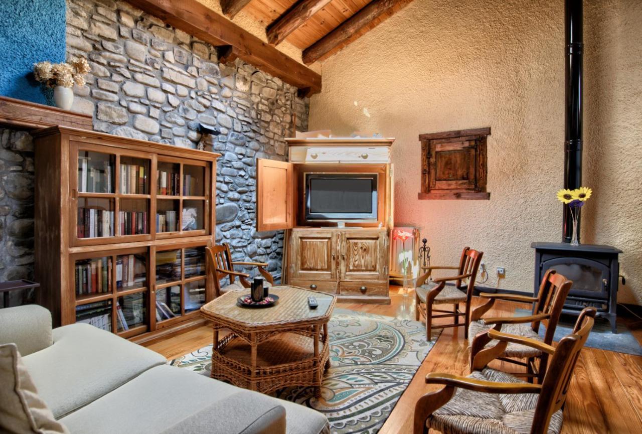 Hotel Rural El Almadiero Burgui Ngoại thất bức ảnh