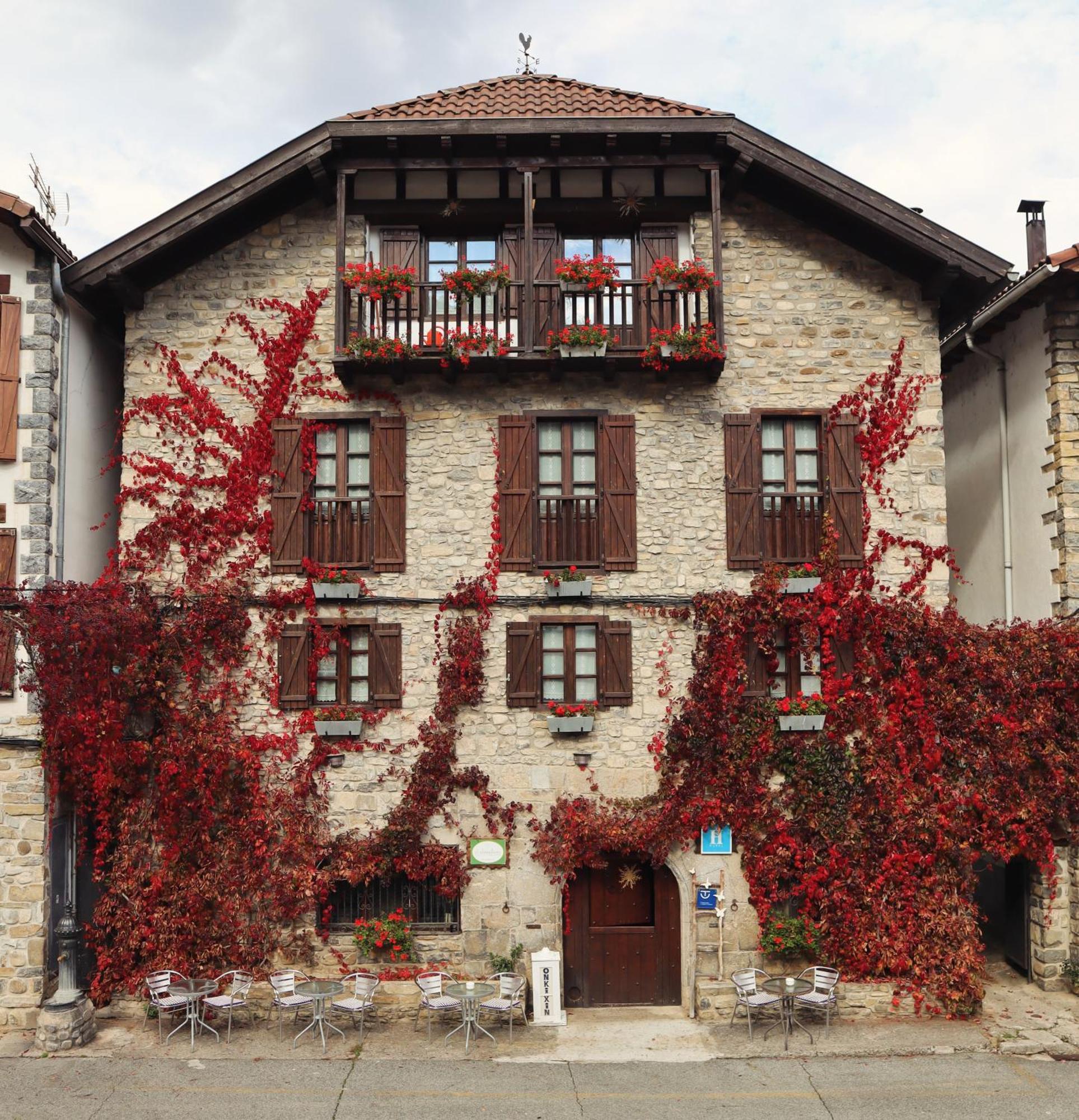 Hotel Rural El Almadiero Burgui Ngoại thất bức ảnh